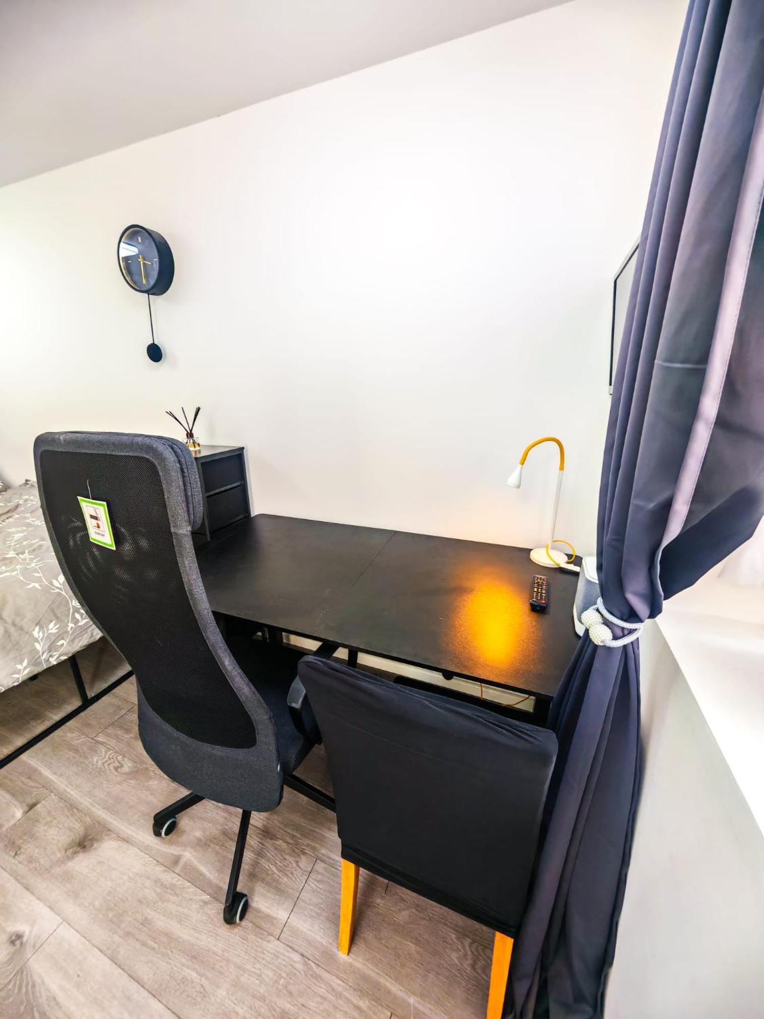Homestay Ensuite Double With Kitchen *